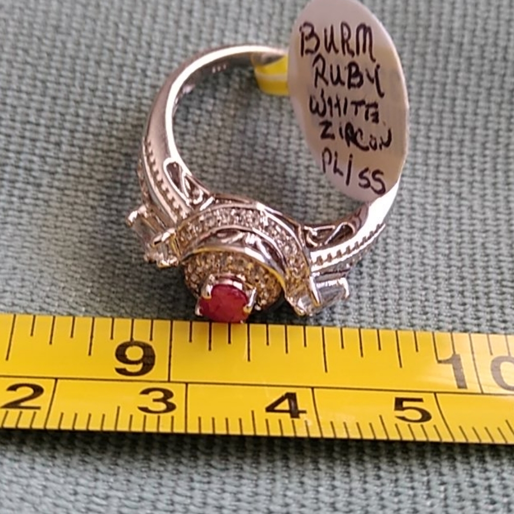 ♥️♥️BURMESE RUBY, WHITE TOPAZ RING♥️♥️ - Picture 5 of 5